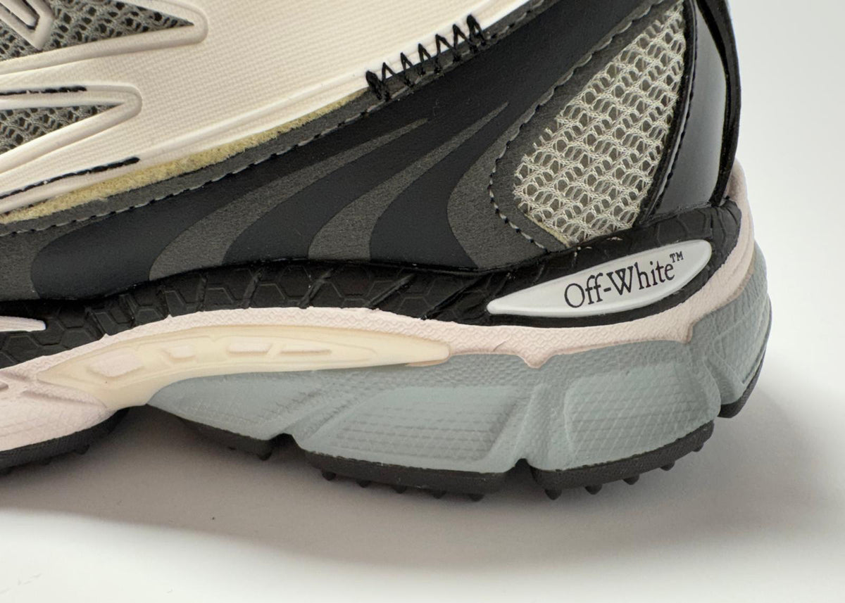 Off-White | Be Right Back Gray