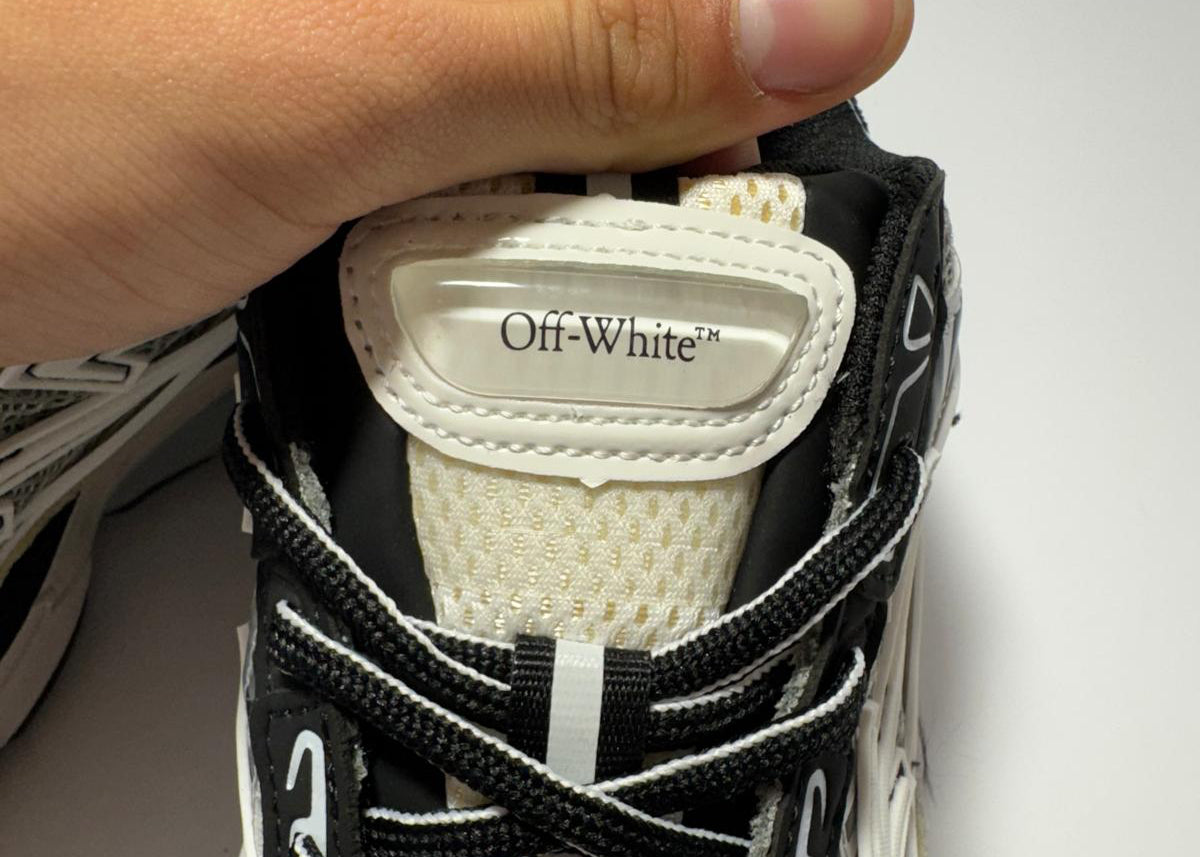 Off-White | Be Right Back Gray