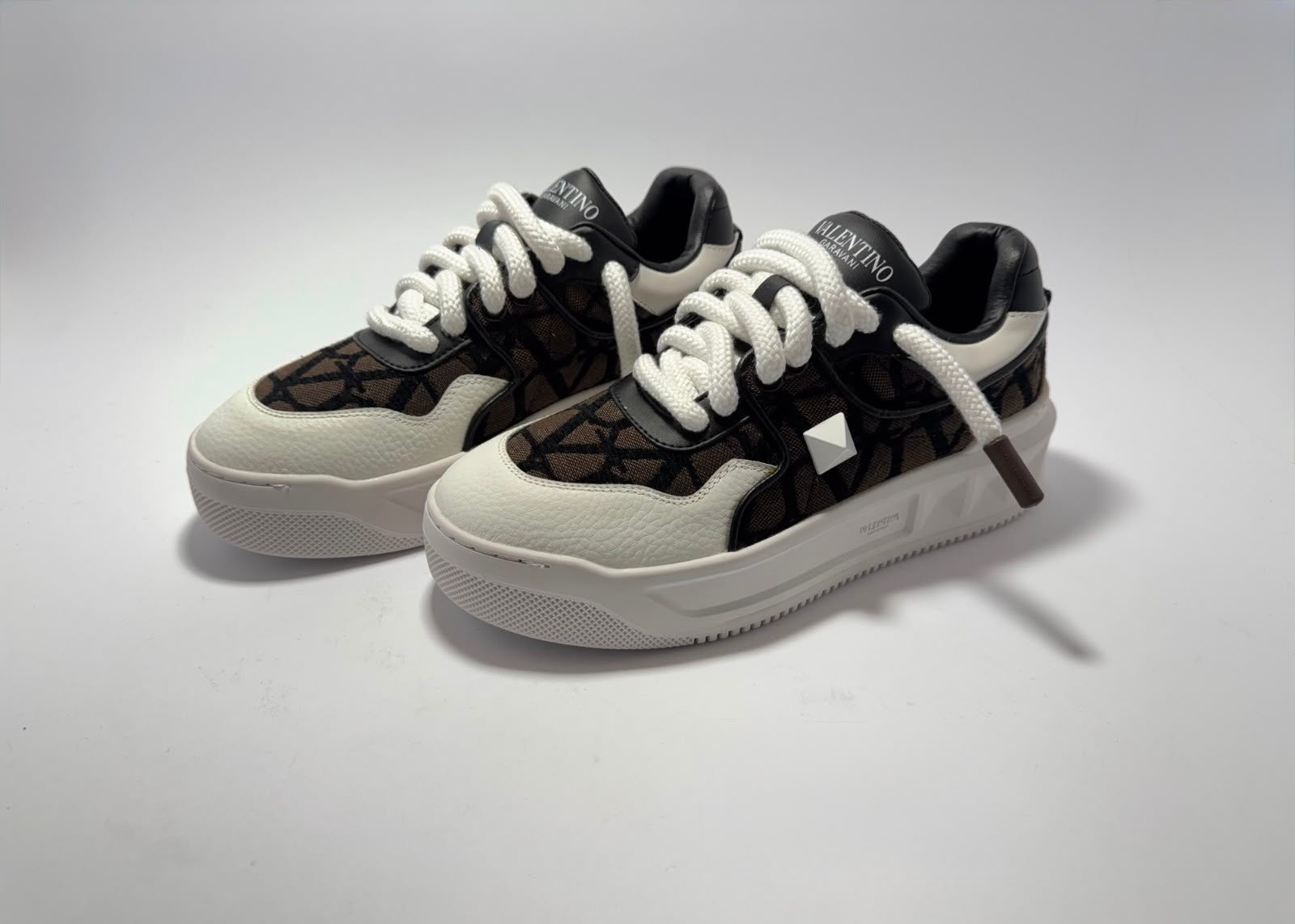 Valentino Garavani | One Stud
