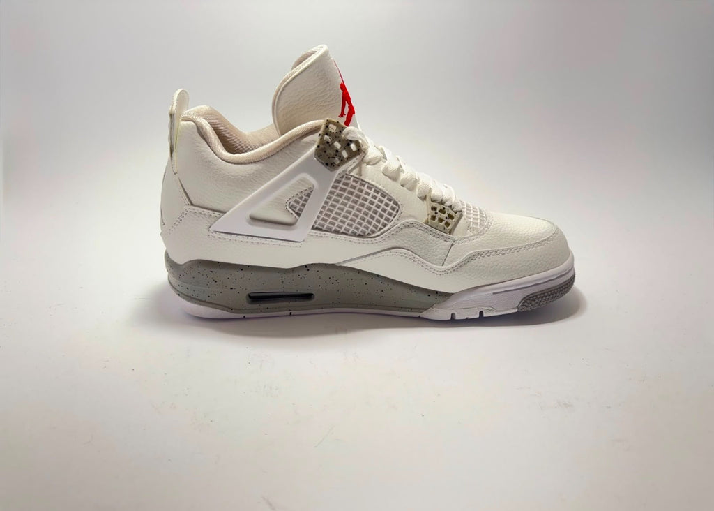 Air Jordan 4 | Oreo