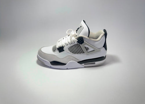 Air Jordan 4 | Military Black