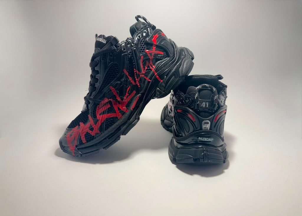Balenciaga | Runner Graffiti Black Red