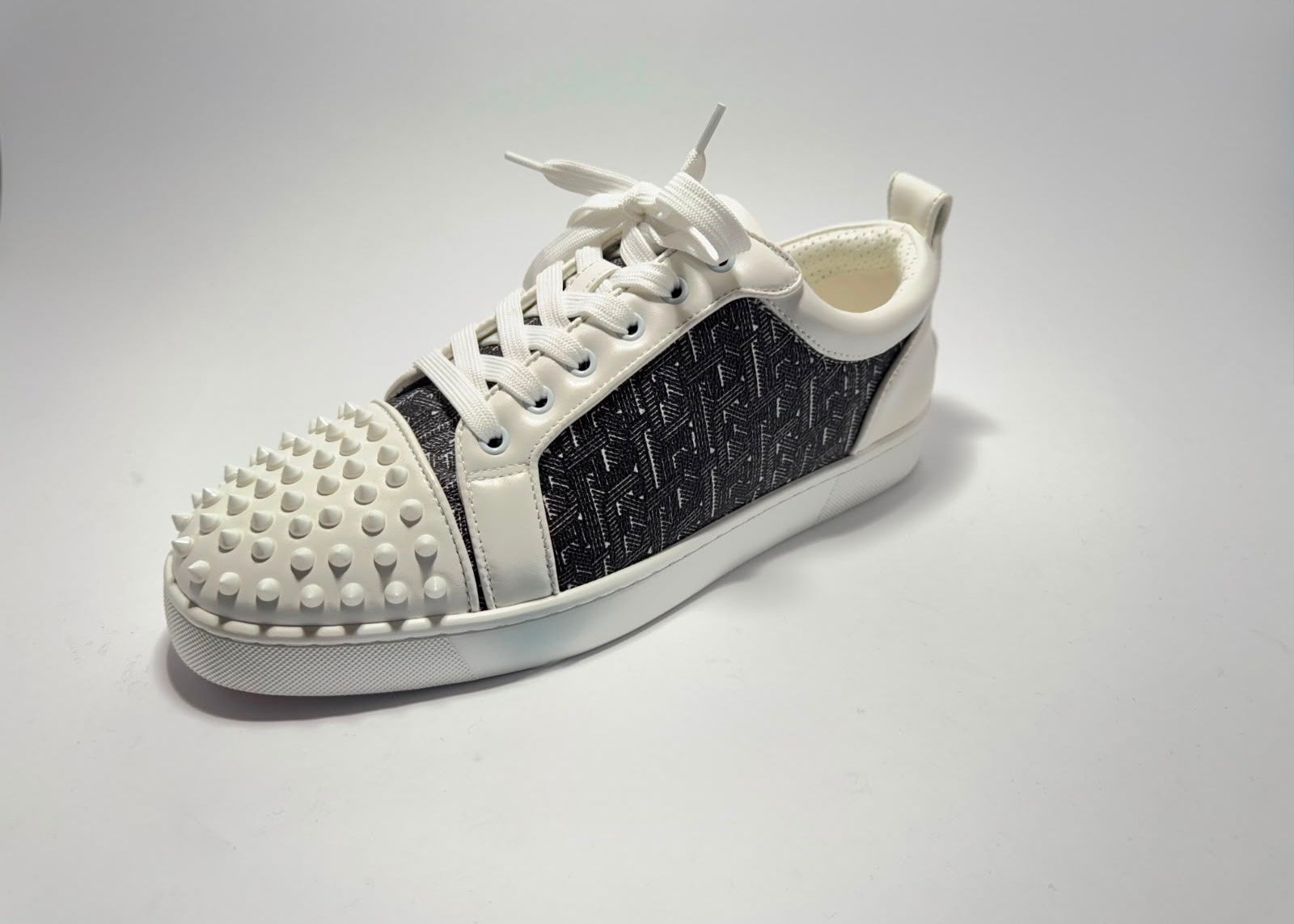 Christian Louboutin | Louis Junior Spikes White Black