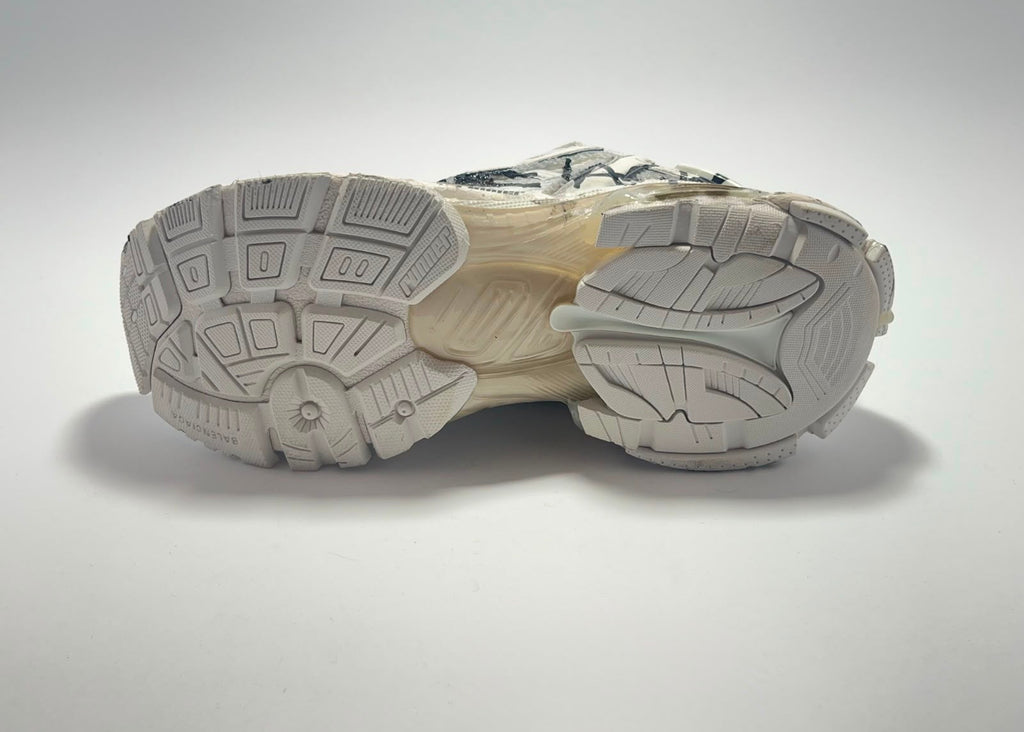 Balenciaga | Runner Graffiti White