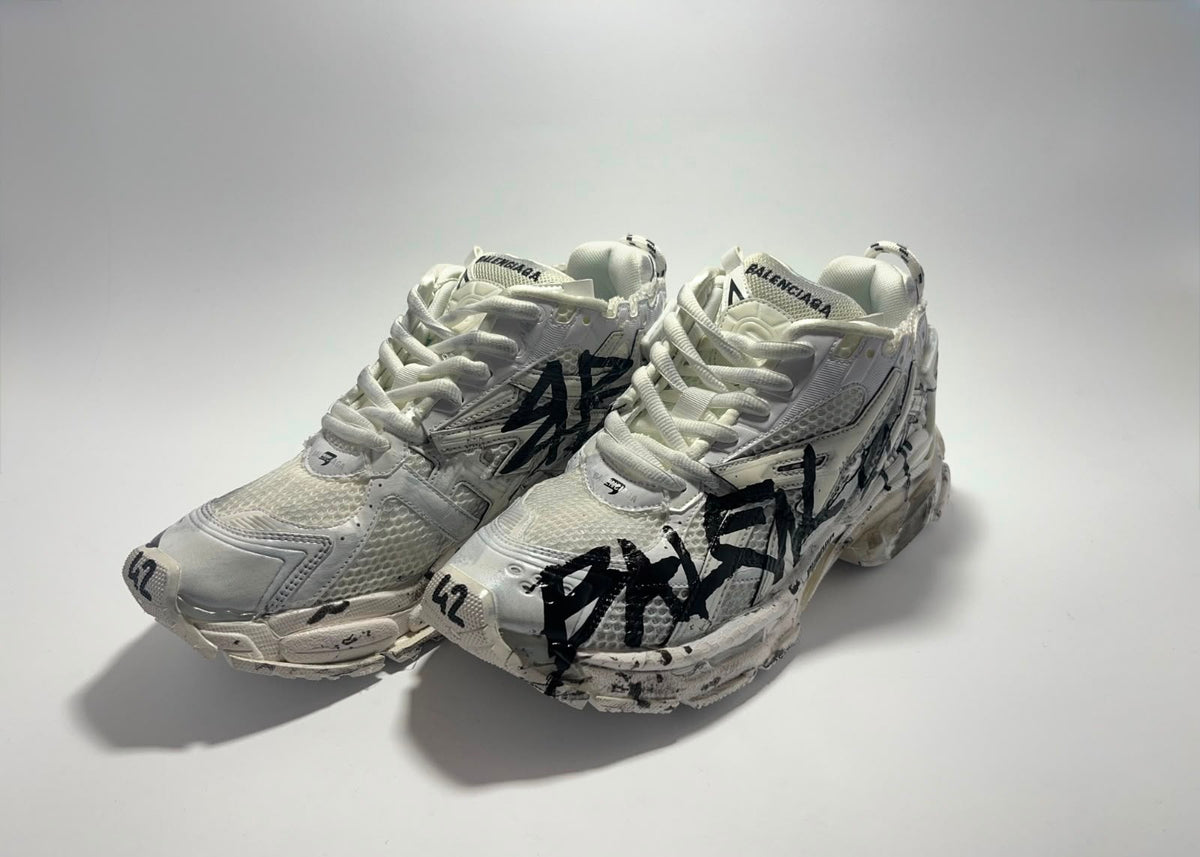 Balenciaga | Runner Graffiti White
