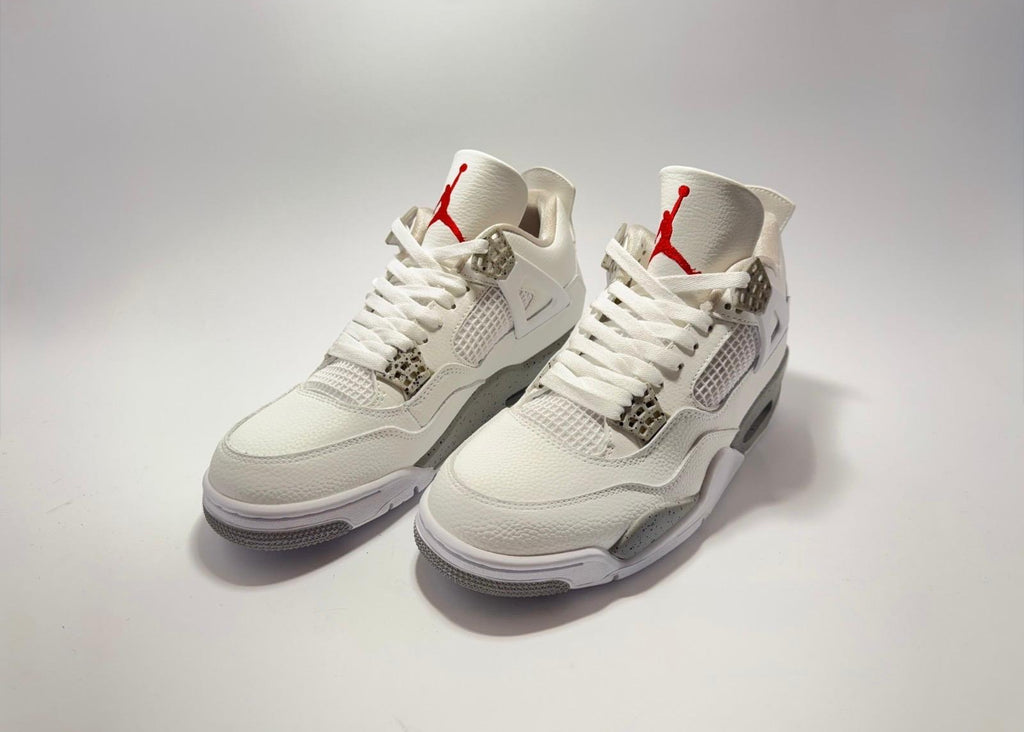 Air Jordan 4 | Oreo